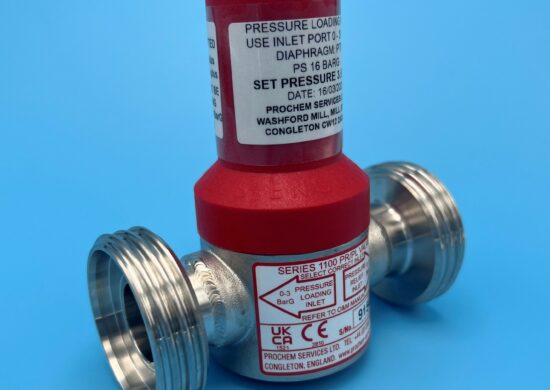 1100 series pressure loading valve with special connections